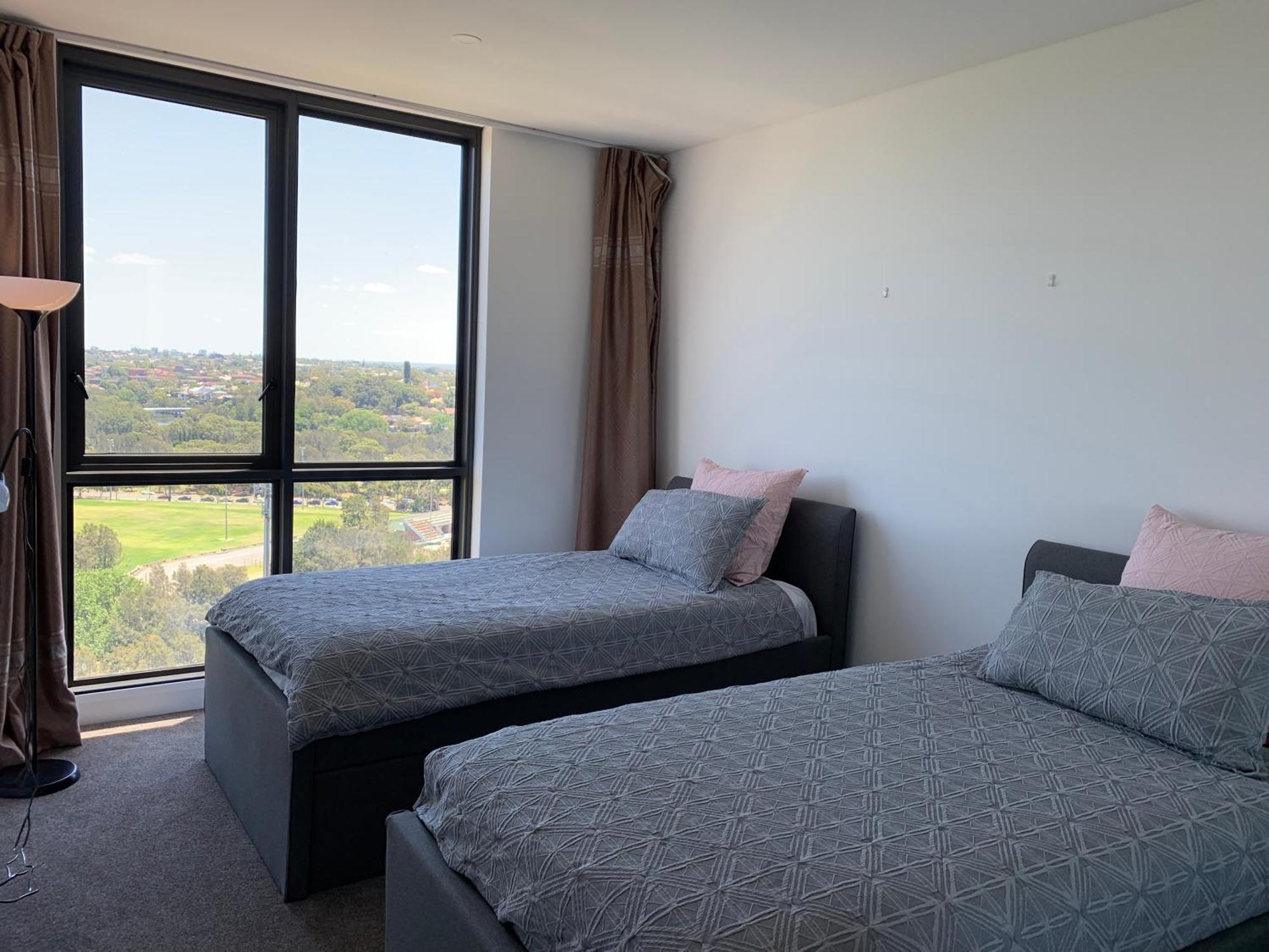 Panoramic Views In Luxurious Brand New Apartment Сидни Екстериор снимка