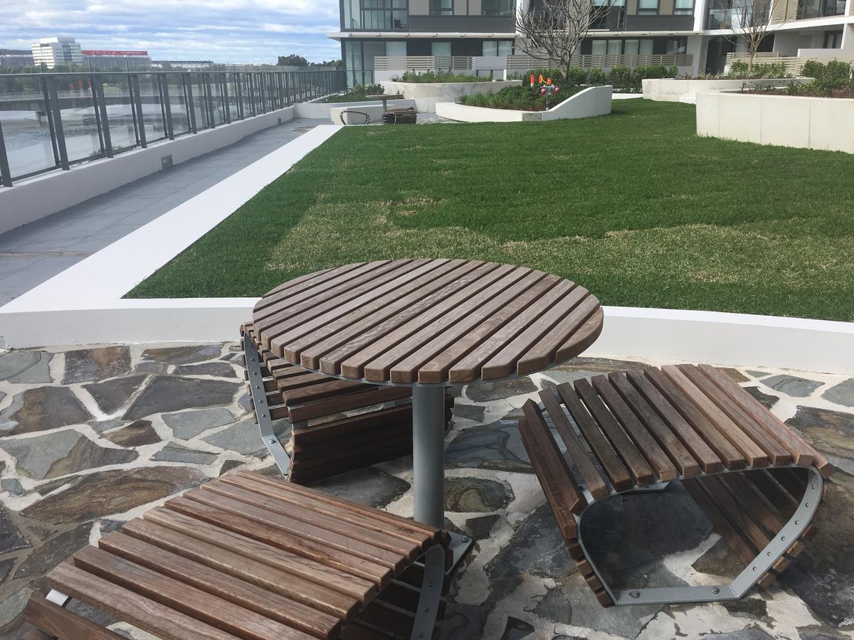 Panoramic Views In Luxurious Brand New Apartment Сидни Екстериор снимка
