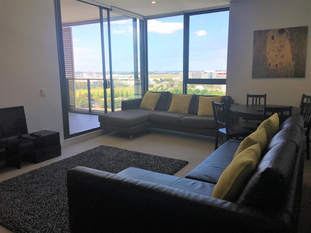 Panoramic Views In Luxurious Brand New Apartment Сидни Екстериор снимка
